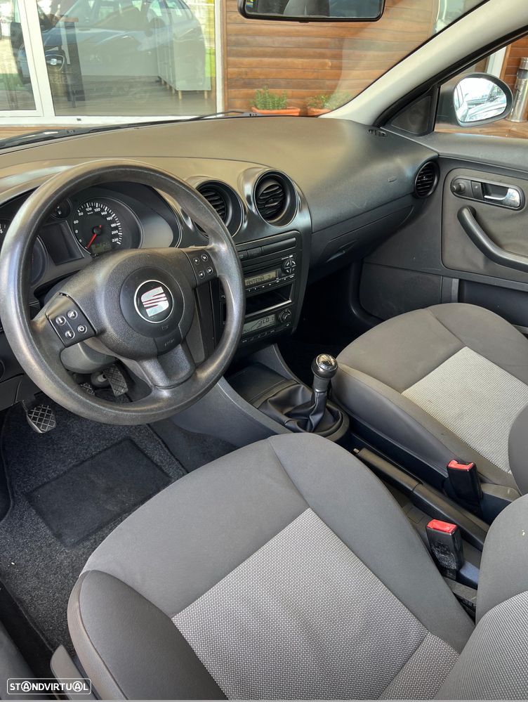SEAT Ibiza 1.2 12V Reference - 5