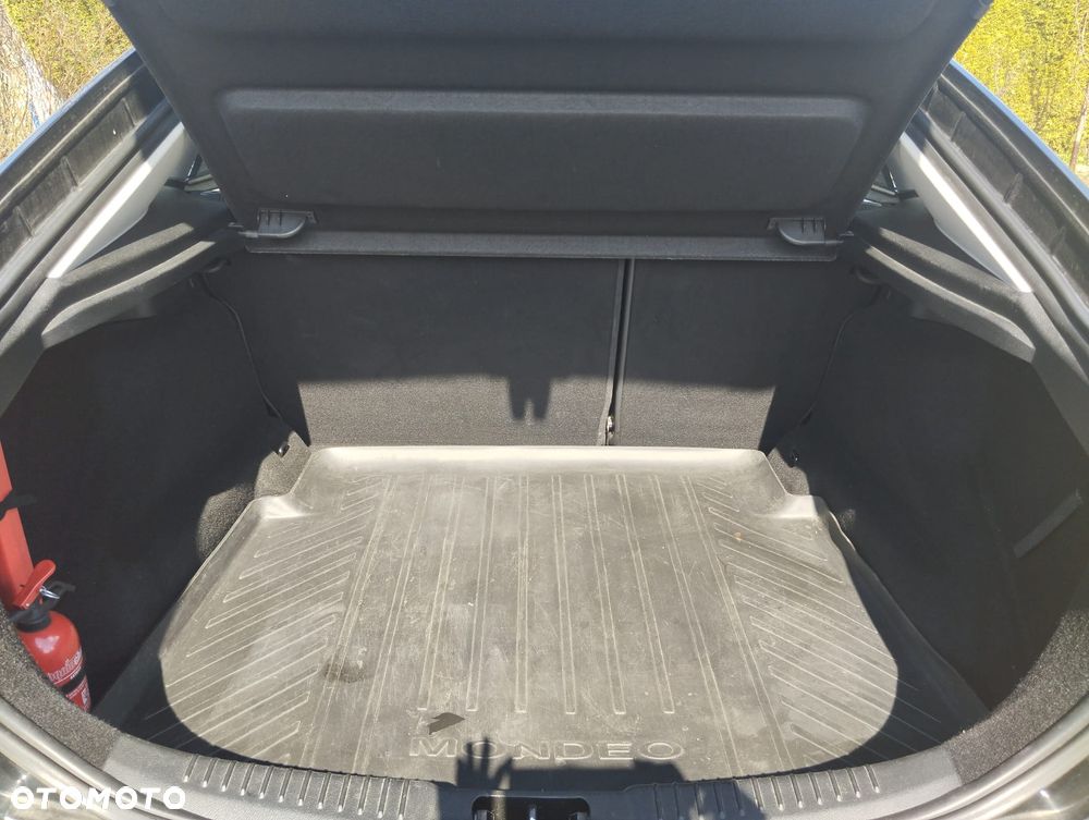 Ford Mondeo 1.6 Eco Boost Titanium - 30