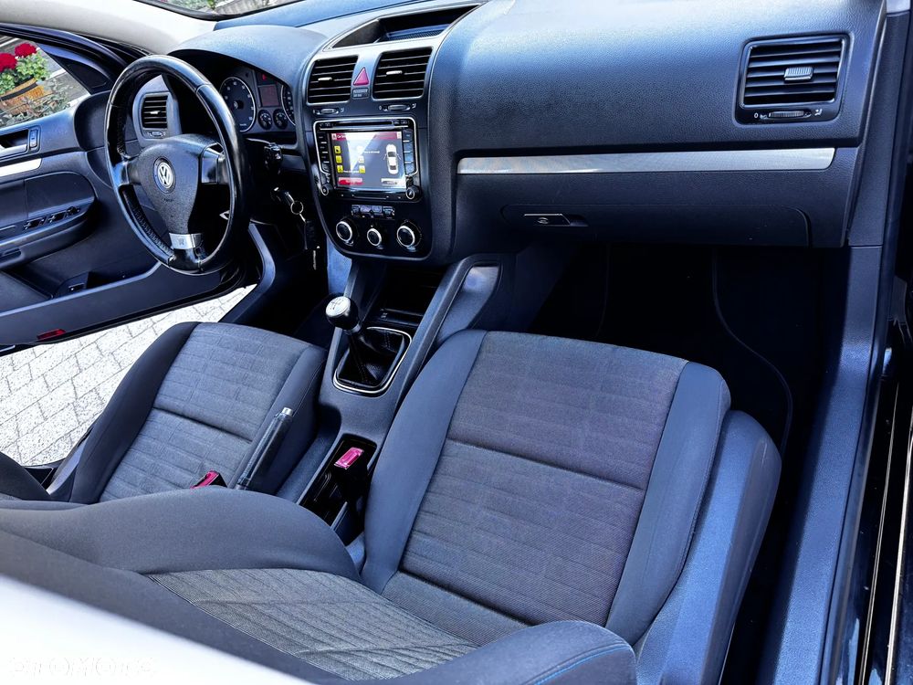 Volkswagen Golf 1.6 Tour - 16