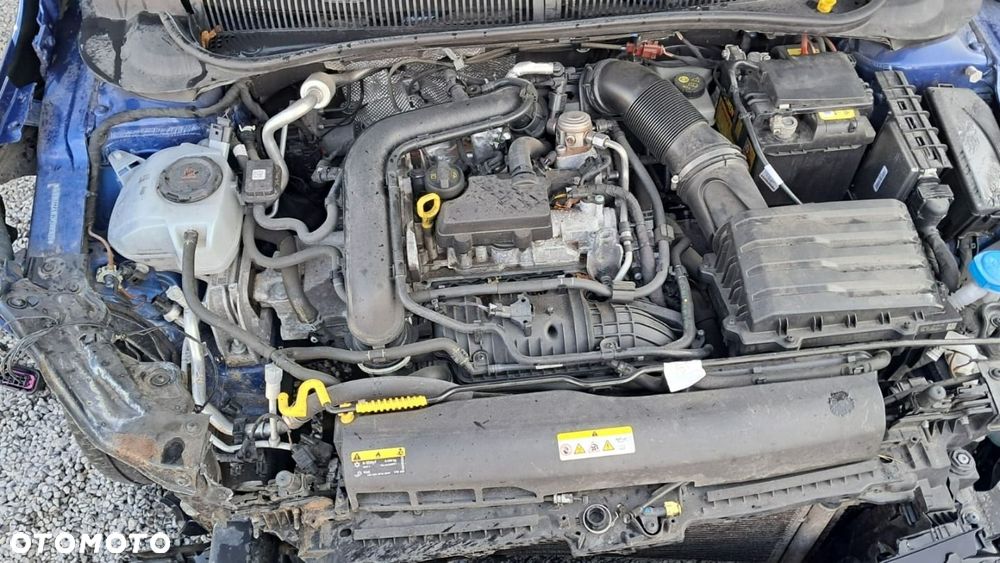 Volkswagen Polo - 12