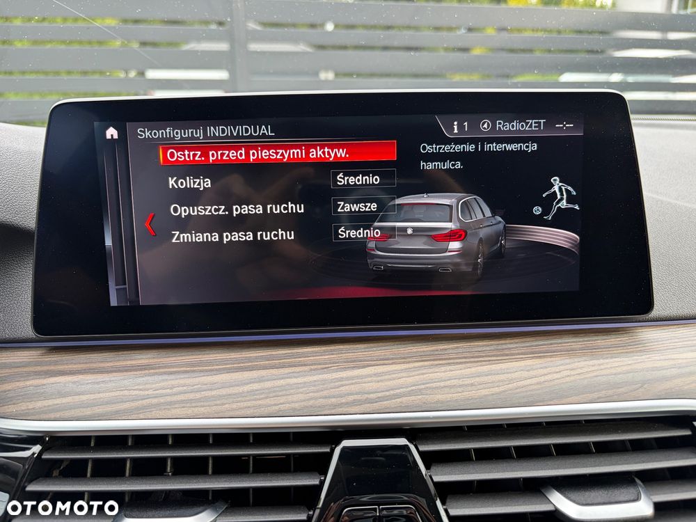 BMW Seria 5 525d Sport-Aut Luxury Line - 33