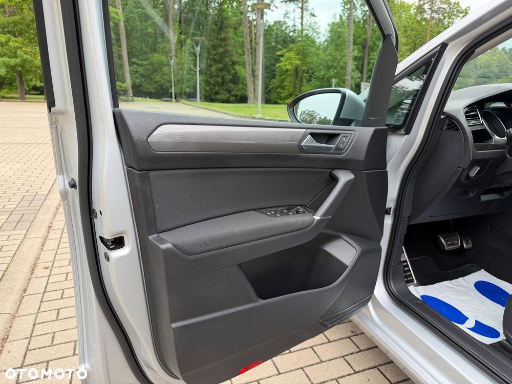 Volkswagen Touran 1.5 TSI ACT OPF DSG Comfortline - 17