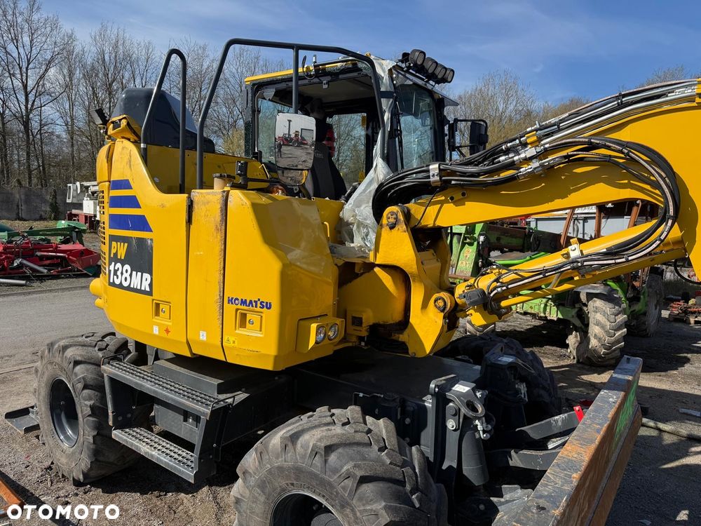 Komatsu PW138 MR - 1