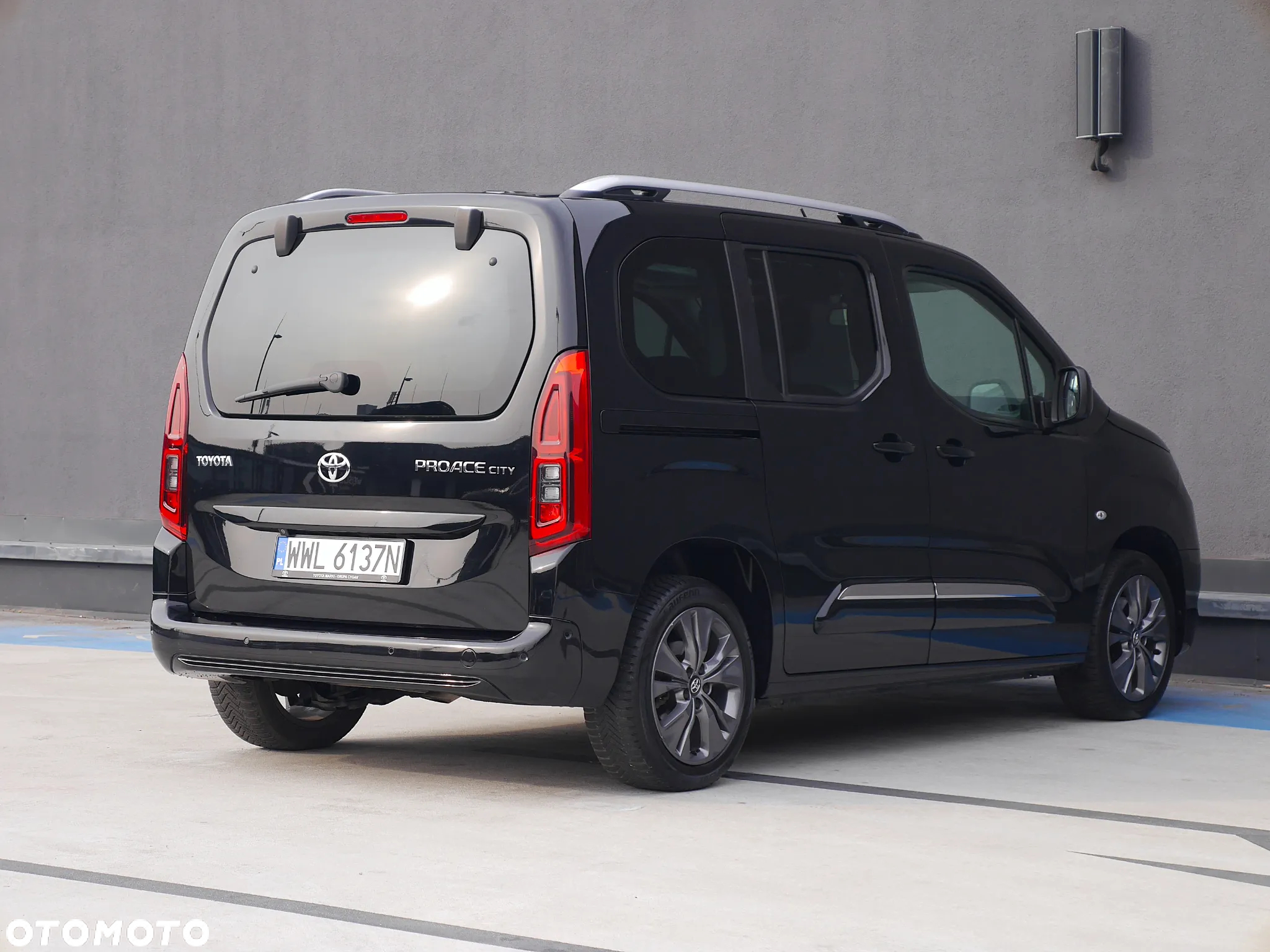 Toyota Proace City Verso 1.5 D-4D Business - 4