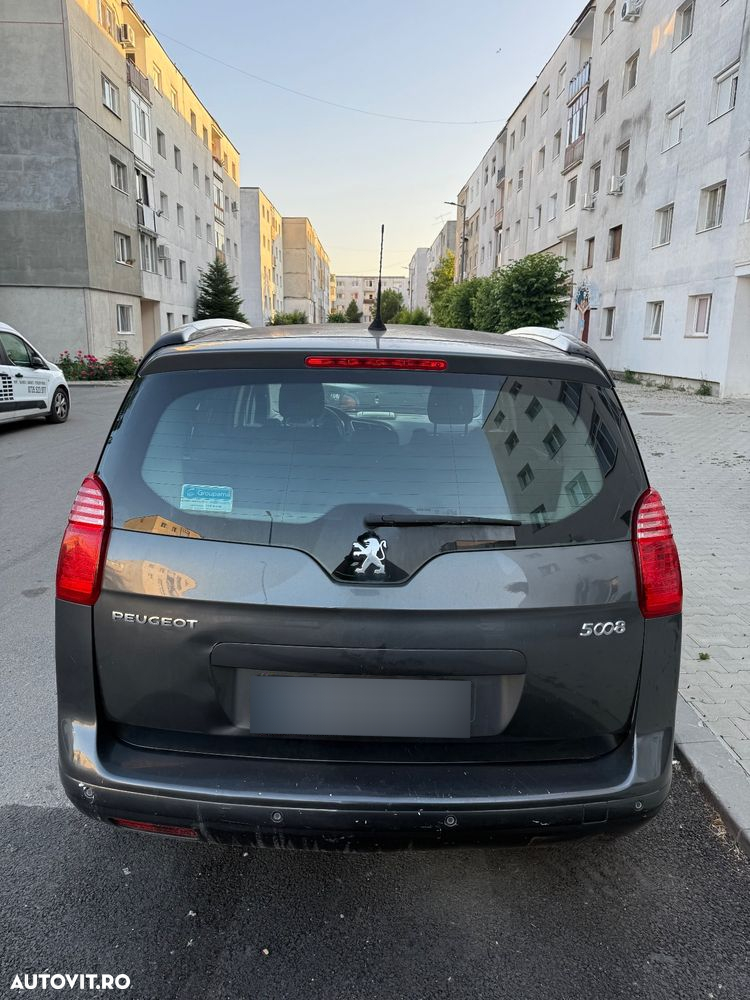 Peugeot 5008 - 4