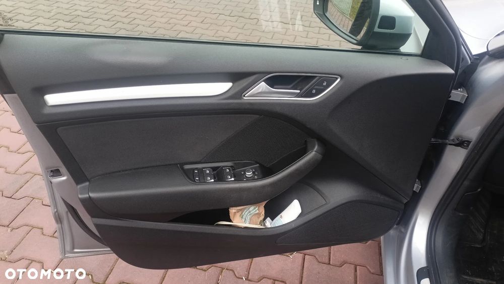 Audi A3 Sportback 1.4 TFSI CoD S tronic - 13