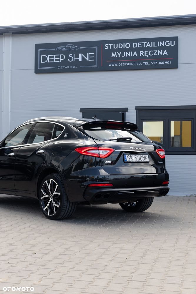 Maserati Levante S Granlusso - 24