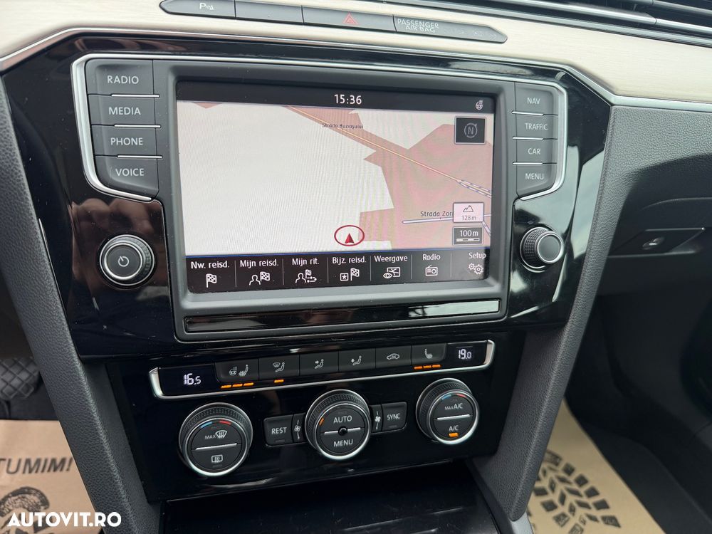 Volkswagen Passat ver-2-0-tdi-scr-bluemotion-highline - 17