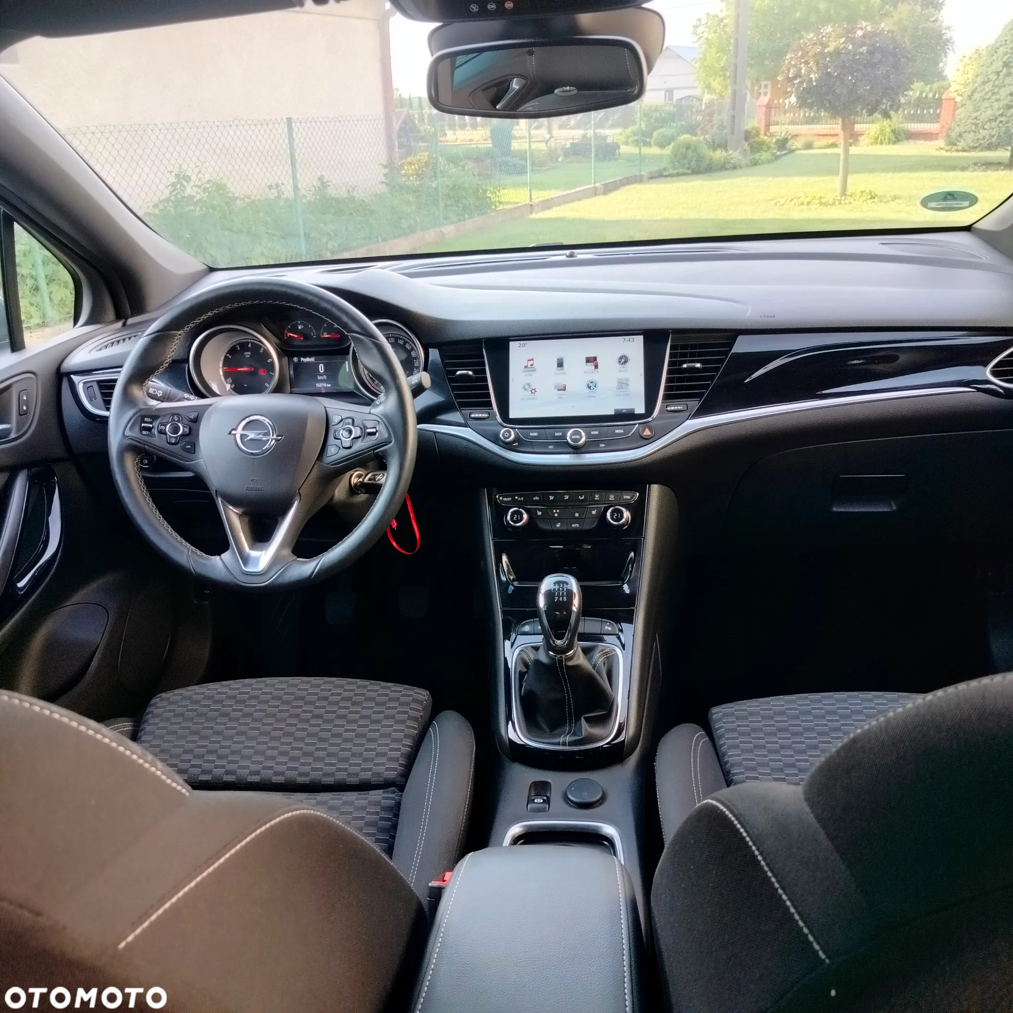 Opel Astra V 1.6 T Dynamic S&S - 13