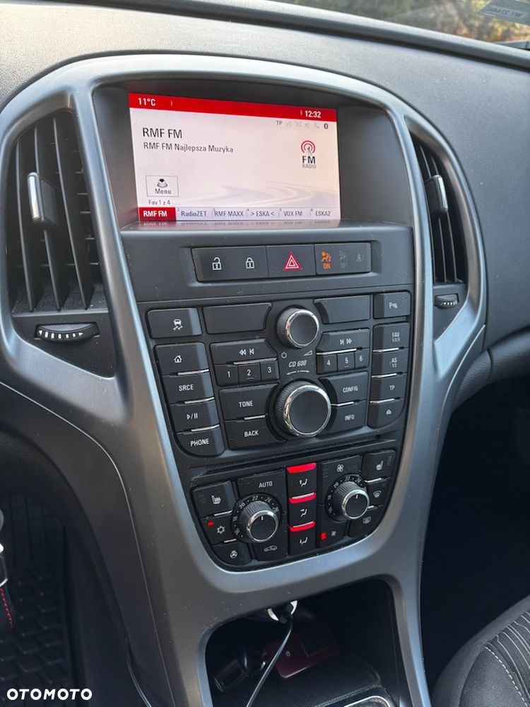 Opel Astra 1.4 Turbo - 15