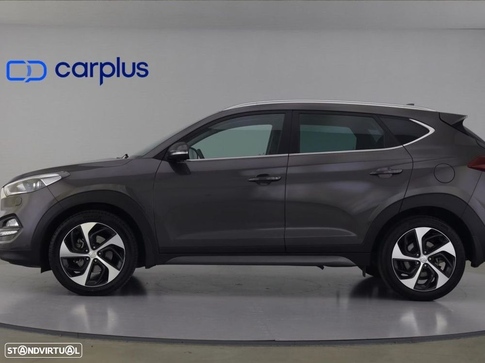 Hyundai Tucson 1.7 CRDi Premium DCT — fotografia 4