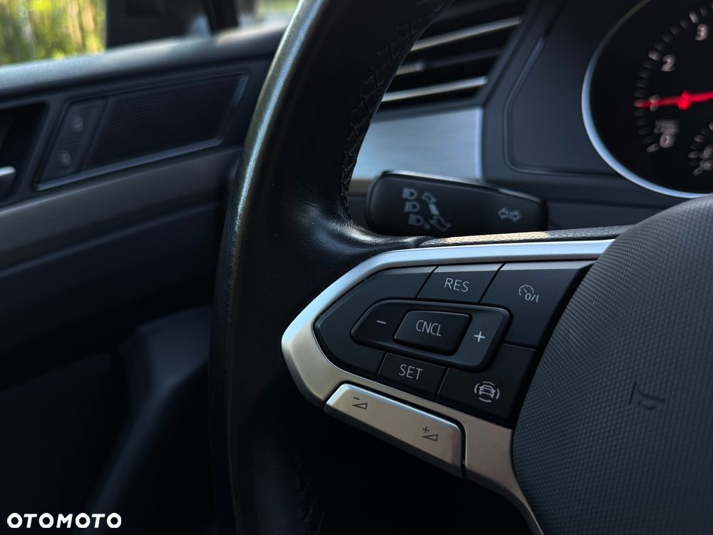 Volkswagen Passat 1.5 TSI EVO Essence - 27