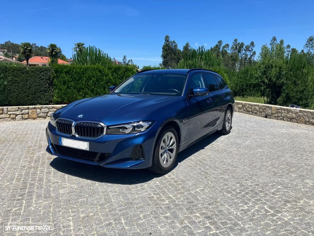 BMW 330 e Aut. - 1