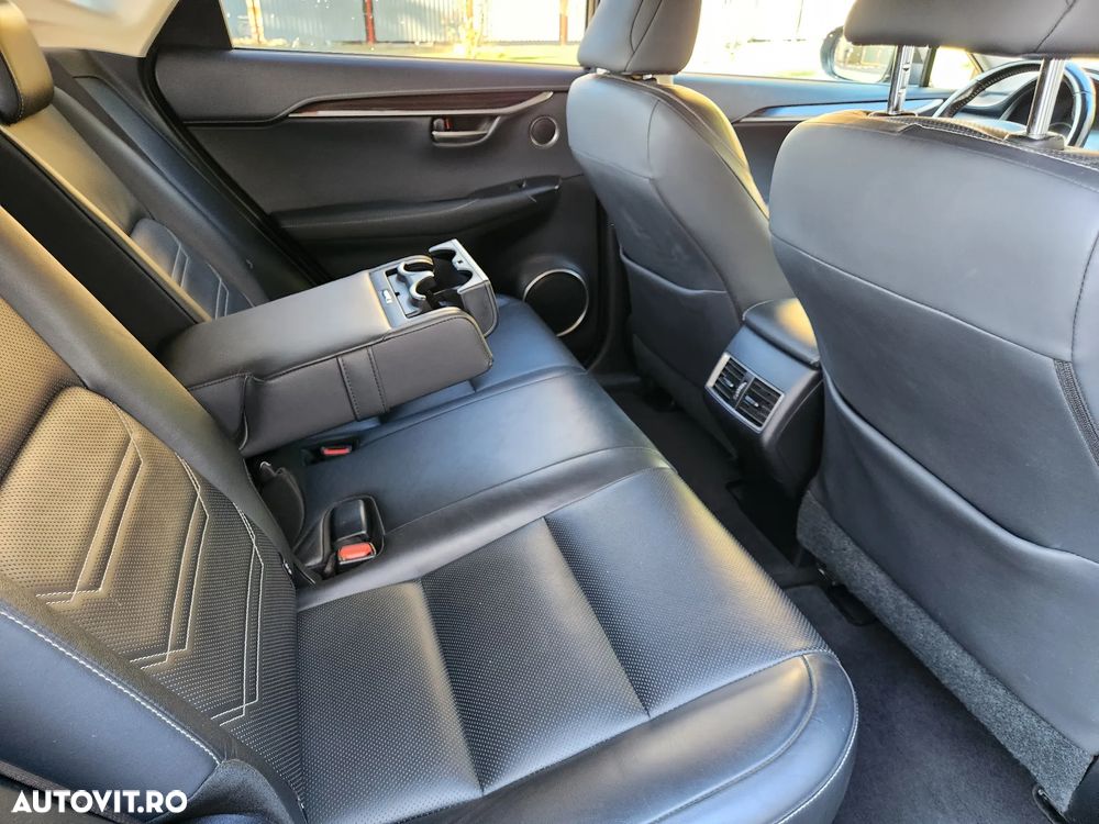 Lexus Seria NX 300 AWD Luxury - 12