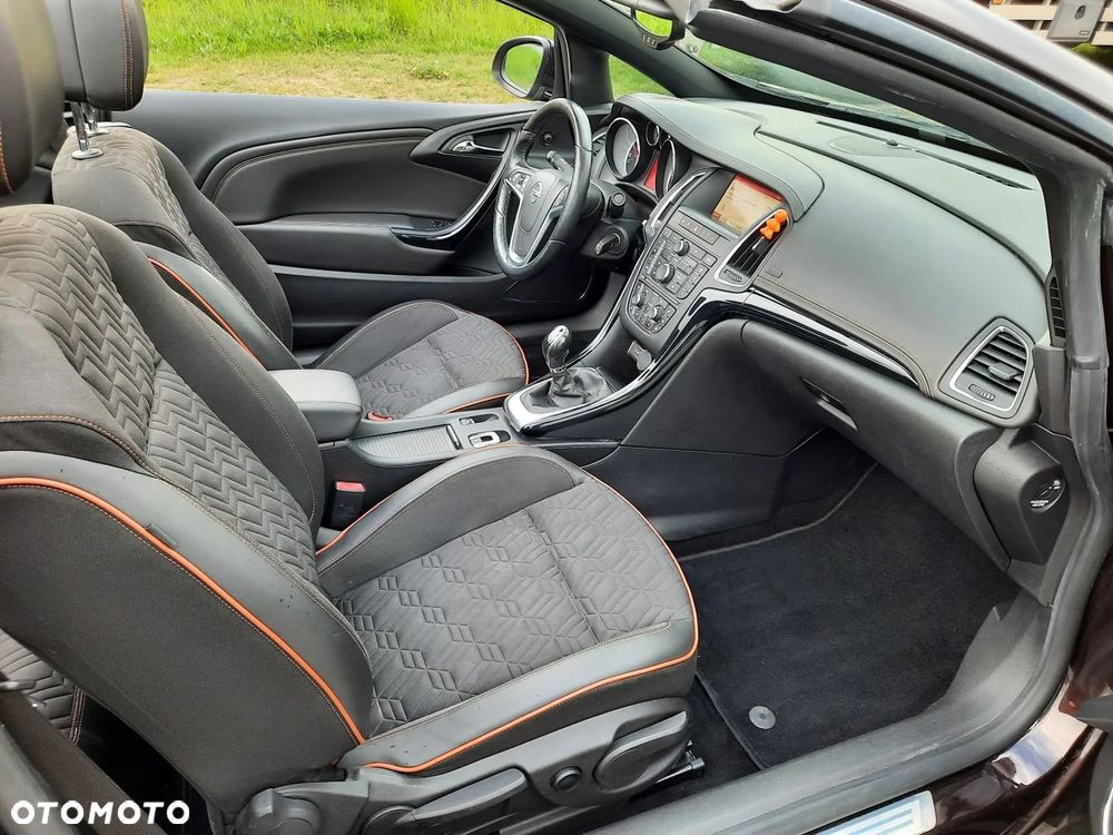 Opel Cascada 2.0 CDTI Cosmo S&S - 19