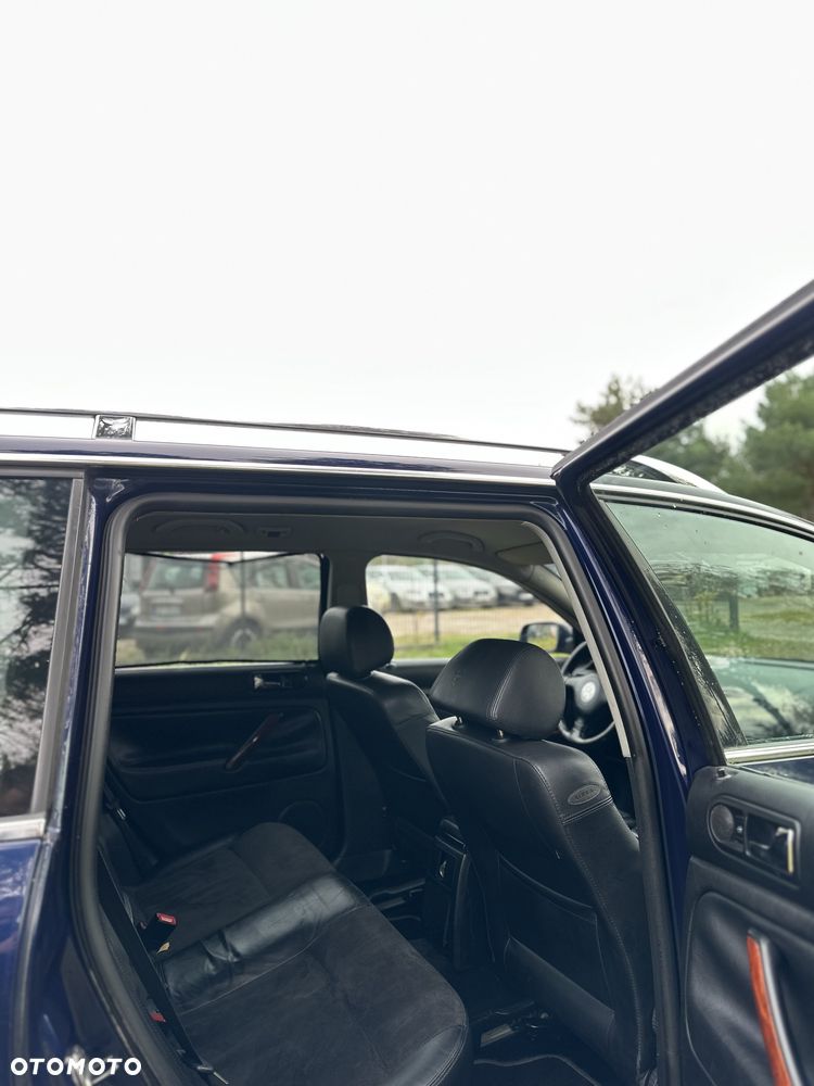 Volkswagen Passat - 8