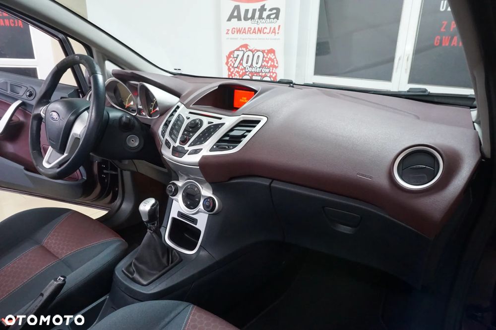 Ford Fiesta 1.4 TDCI - 14