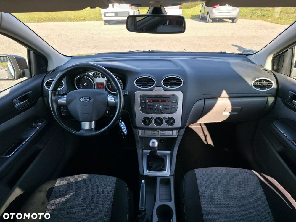 Ford Focus - 11