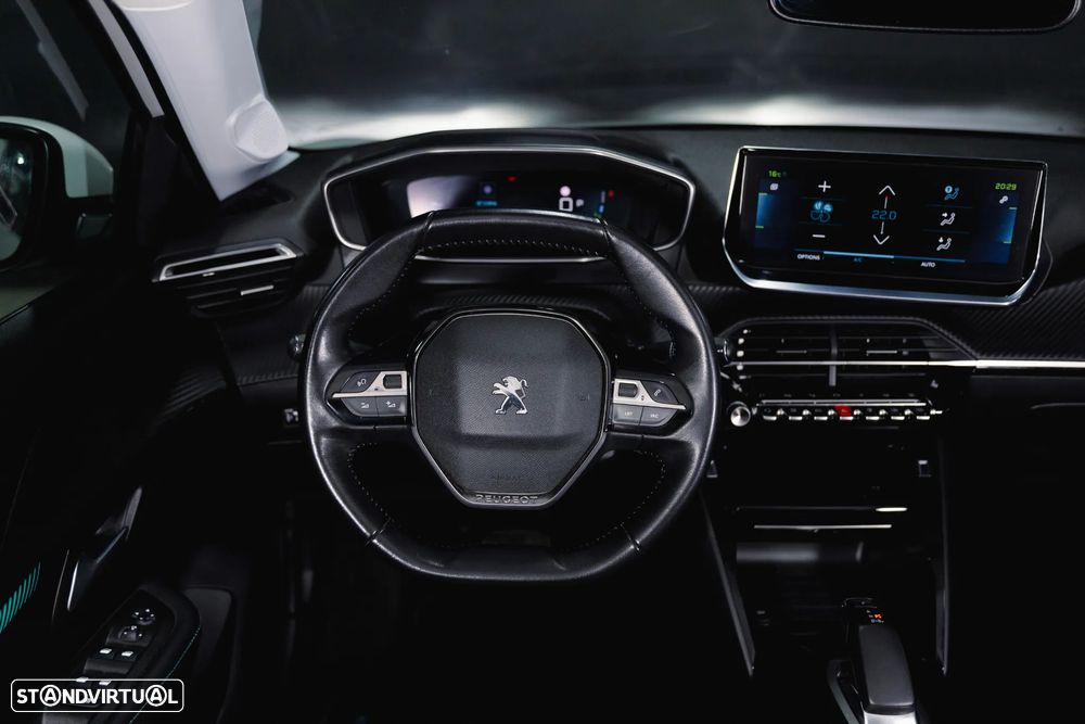 Peugeot e-208 Allure Pack - 5
