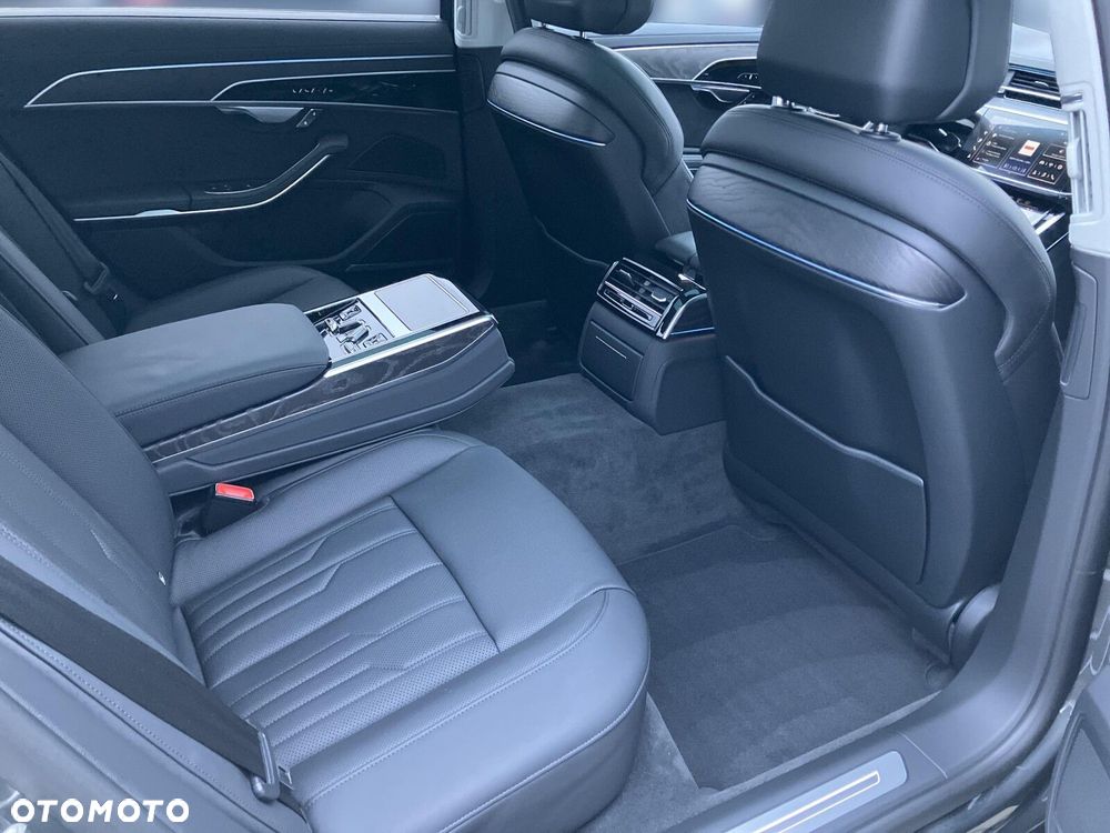 Audi A8 - 17