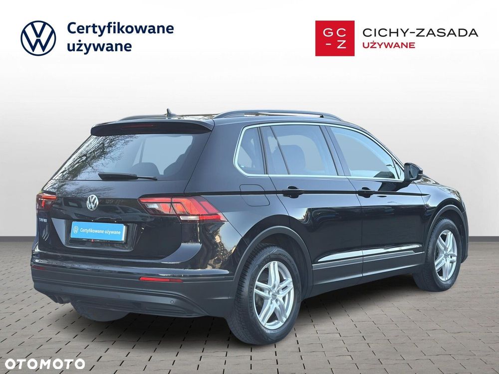 Volkswagen Tiguan - 5