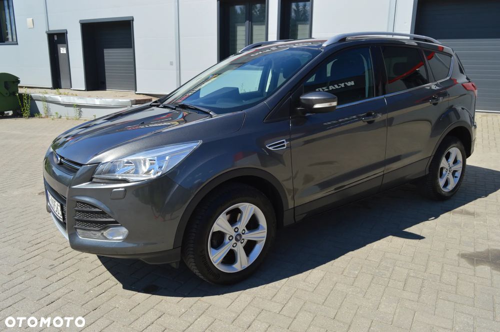Ford Kuga 1.5 EcoBoost FWD Titanium ASS - 4