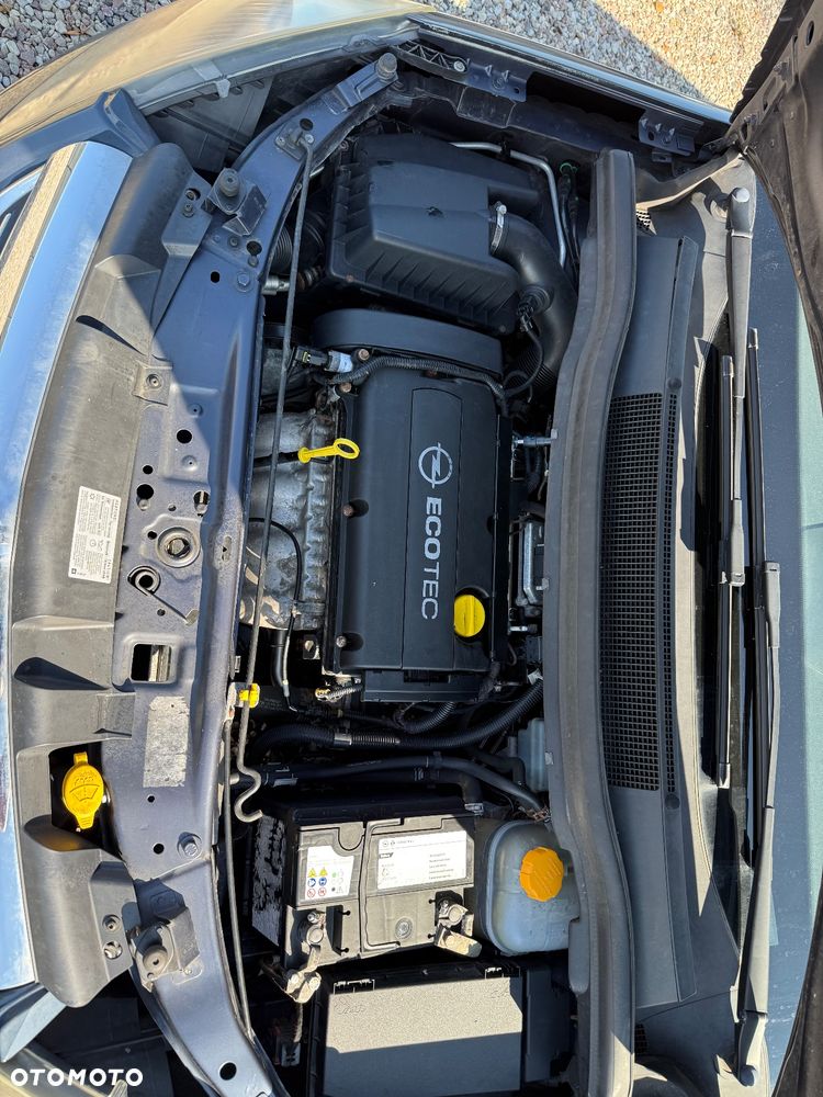 Opel Zafira - 22