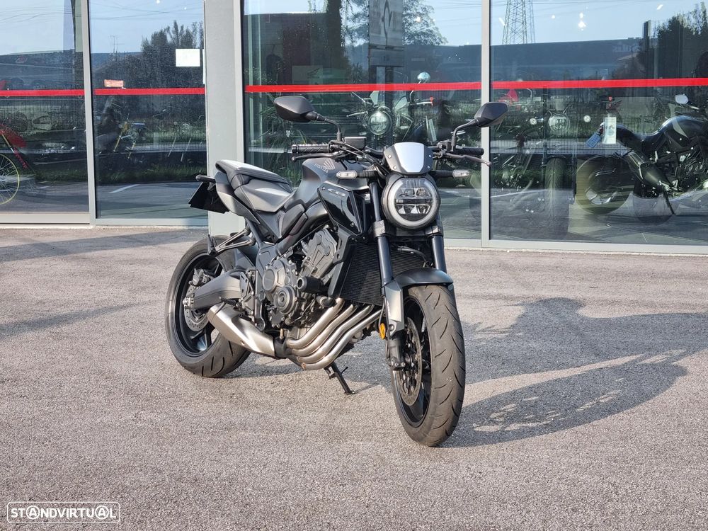 Honda CB 650R Black Edition - 2