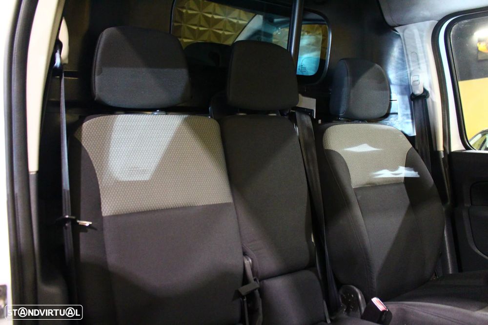 Renault KANGOO IVA DEDUTIVEL - 14