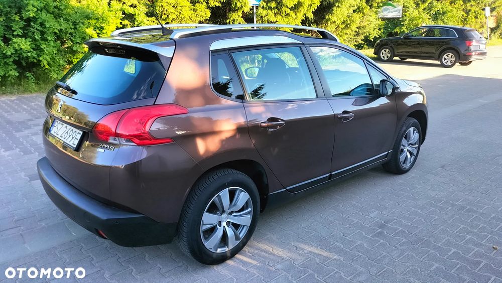 Peugeot 2008 - 10