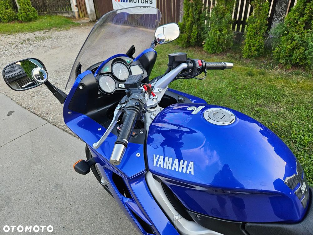 Yamaha FJR - 24