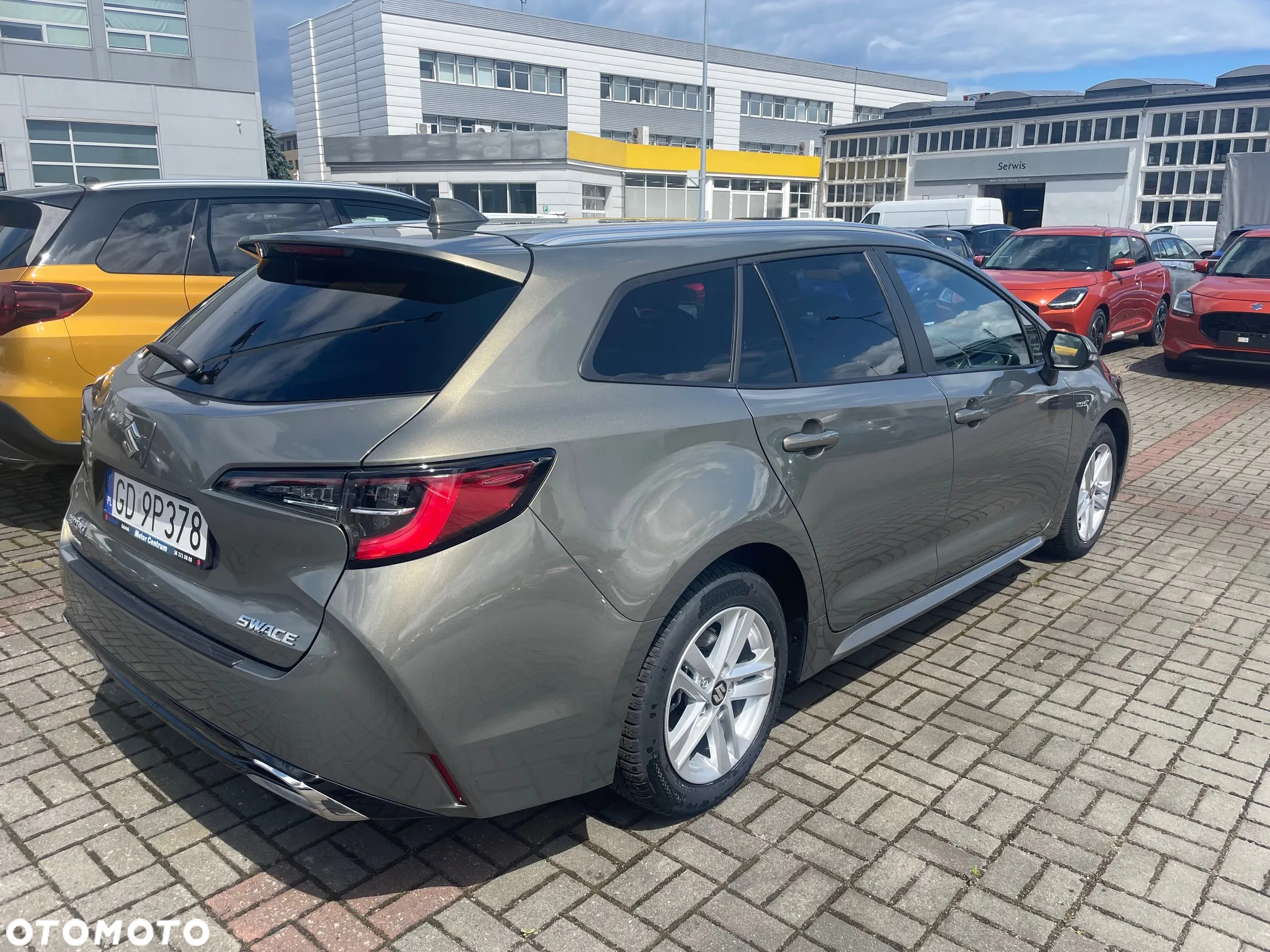 Suzuki Swace 1.8 Hybrid Premium Plus CVT - 3