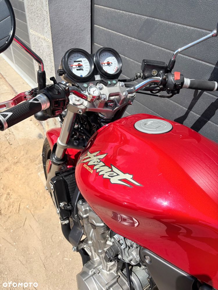 Honda Hornet - 7