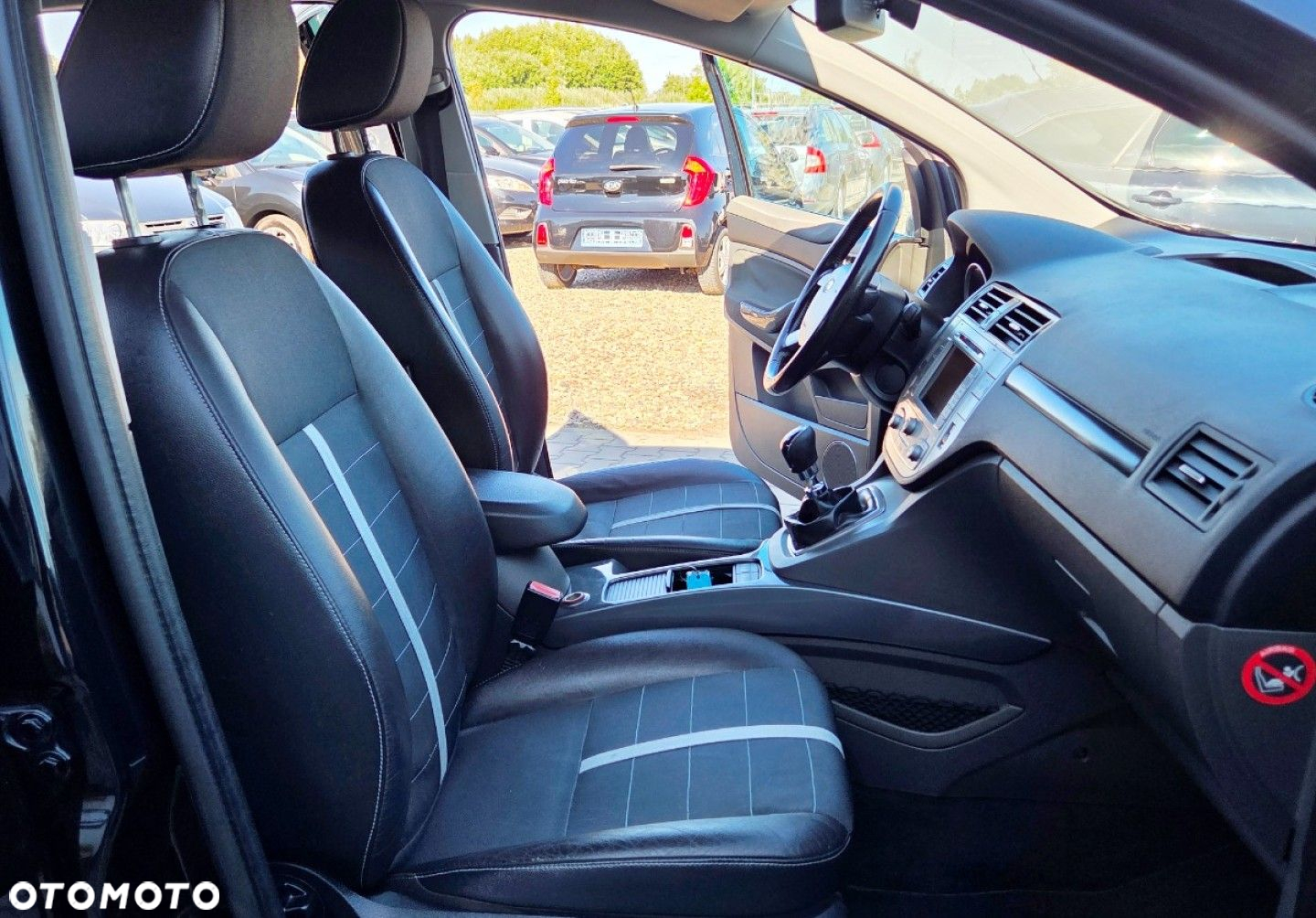 Ford Kuga - 34