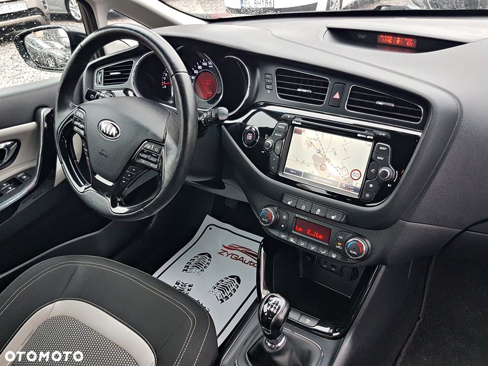 Kia Ceed 1.4 CVVT Attract - 27