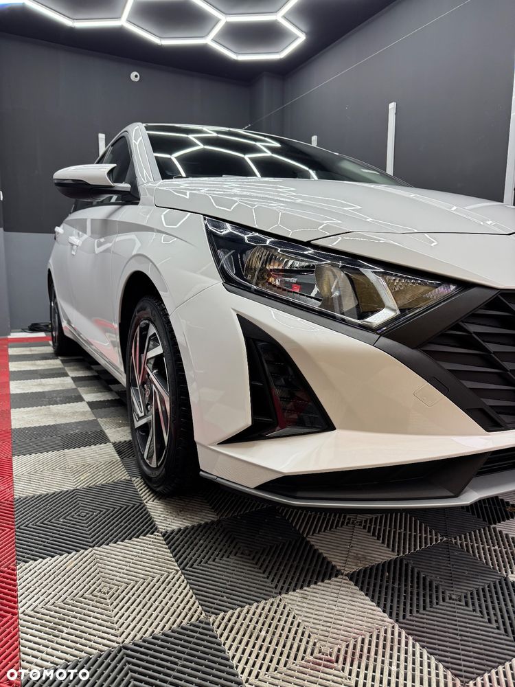 Hyundai i20 1.2 Modern - 11