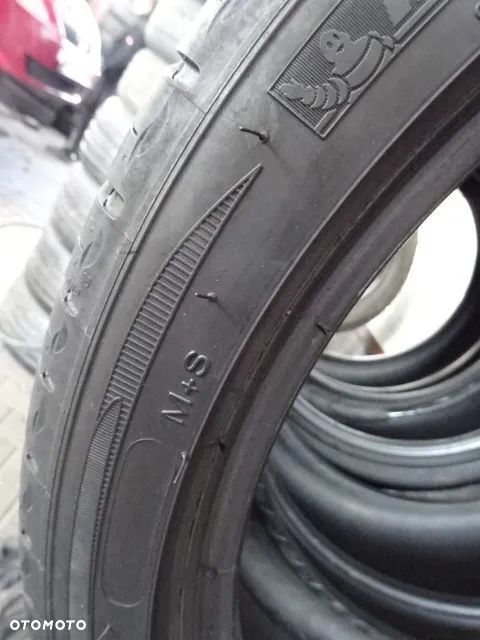 235/40/R19 92V Michelin Primacy MX - 12