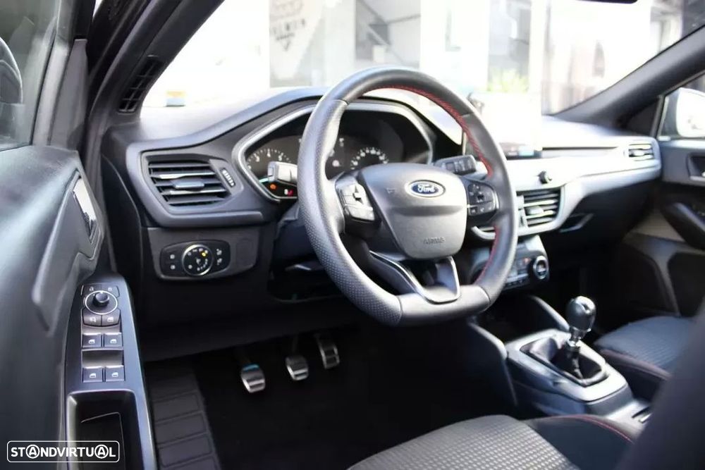 Ford Focus 1.0 EcoBoost MHEV ST-Line Style SIP - 4