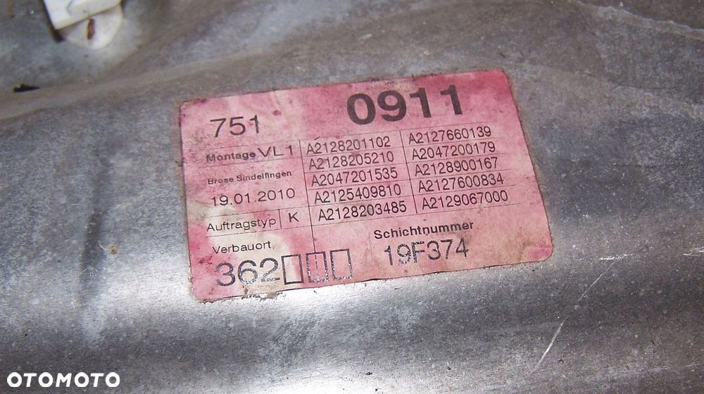 MERCEDES E-KLASA W212 PODNOŚNIK SZYBY PRZÓD LEWY - 2