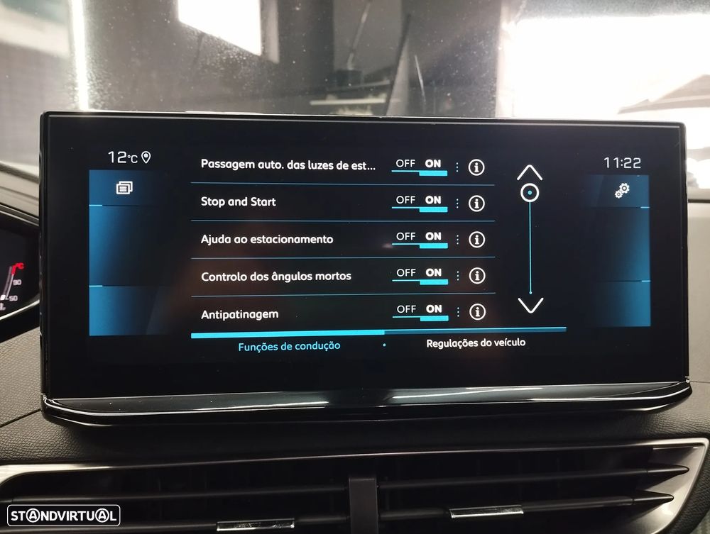 Peugeot 3008 1.5 BlueHDi Allure EAT8 - 29