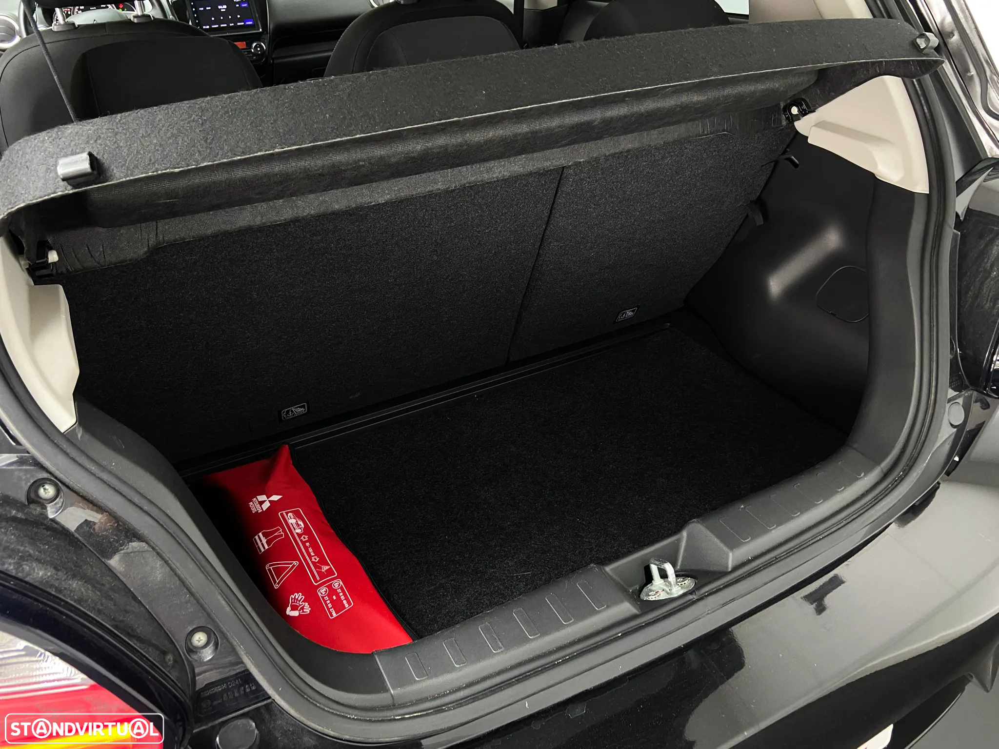 Mitsubishi Space Star 1.2 Intense Connect Edition - 11