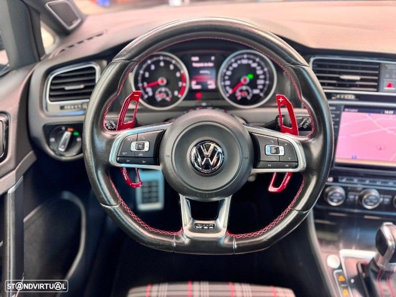 VW Golf 2.0 TSi GTi DSG Performance - 21