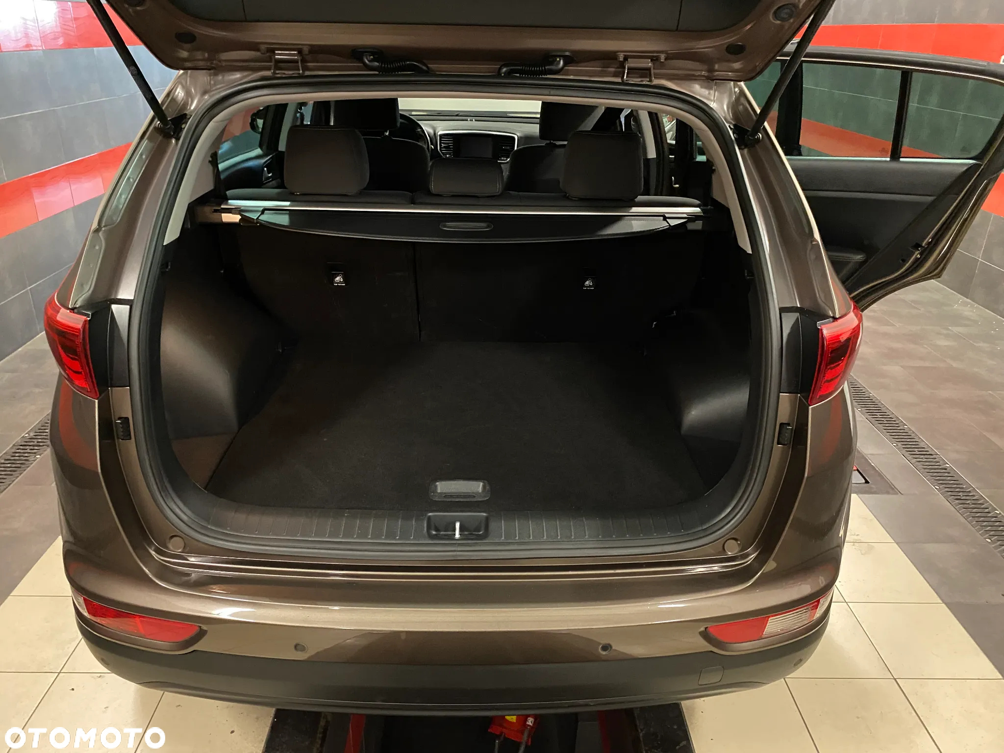 Kia Sportage 1.6 GDI 2WD SPIRIT - 20