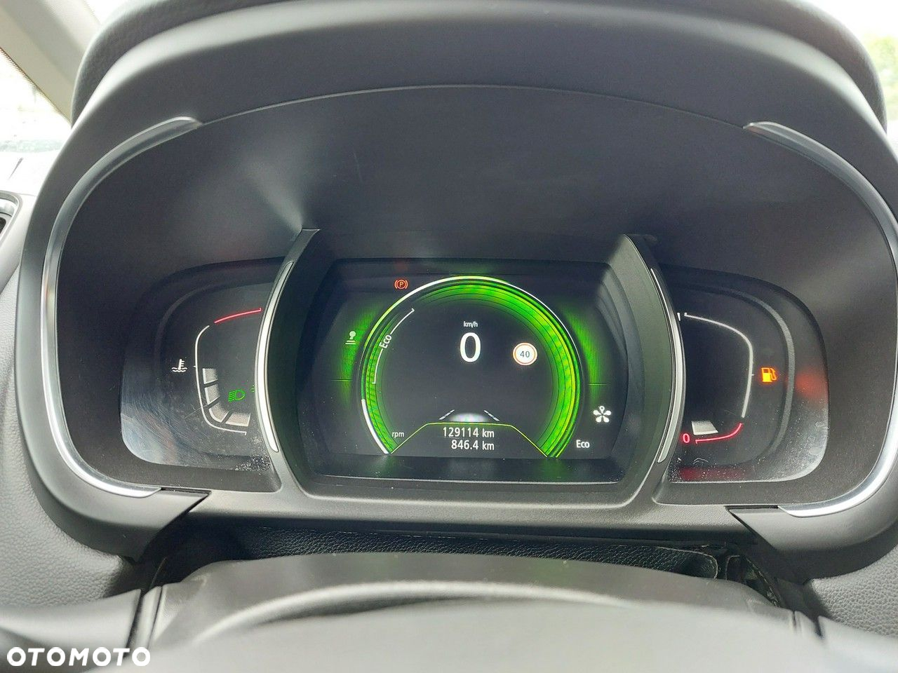 Renault Scenic ENERGY TCe 130 INTENS - 25