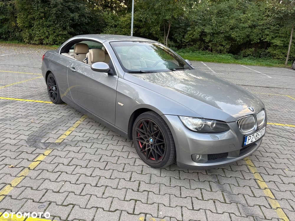 BMW Seria 3 320i - 12