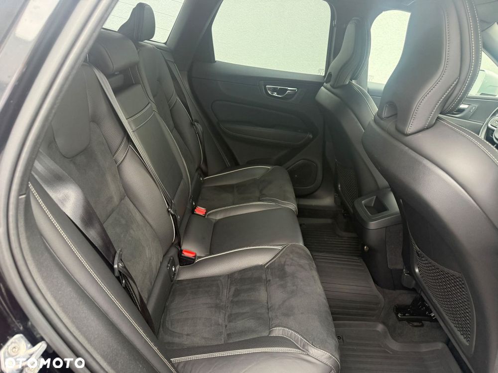 Volvo XC 60 - 30