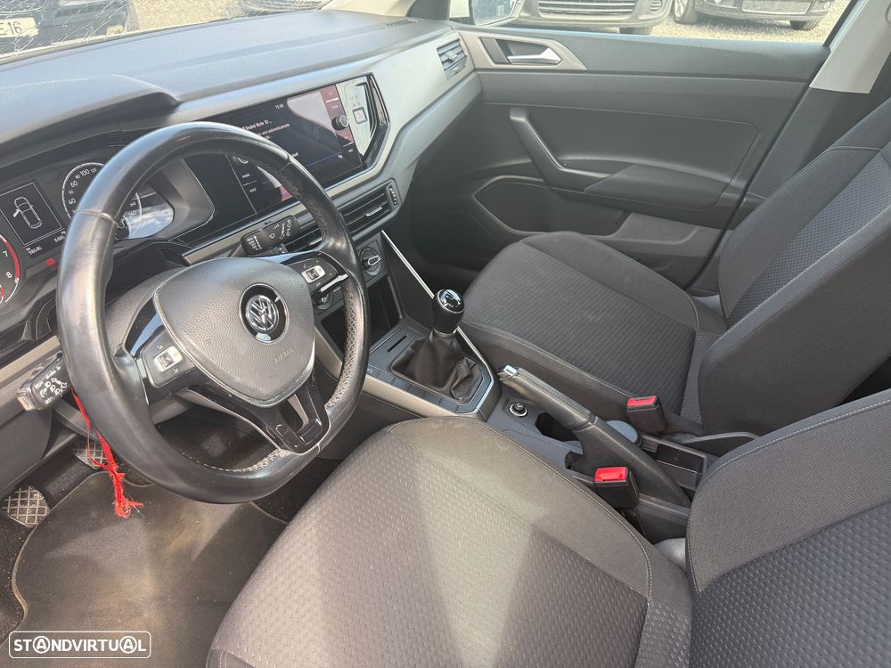 VW Polo 1.0 Trendline - 12
