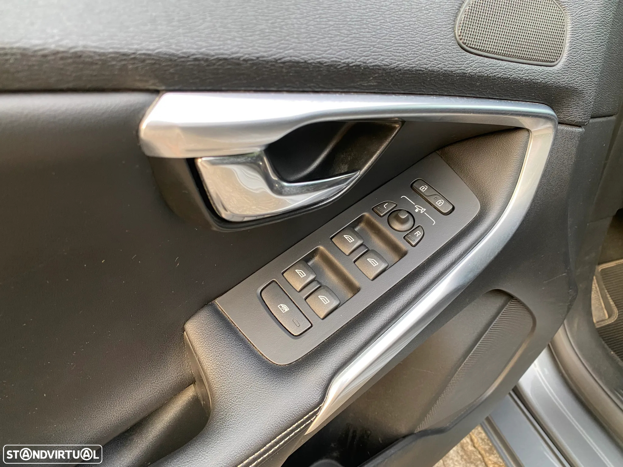 Volvo V40 - 19