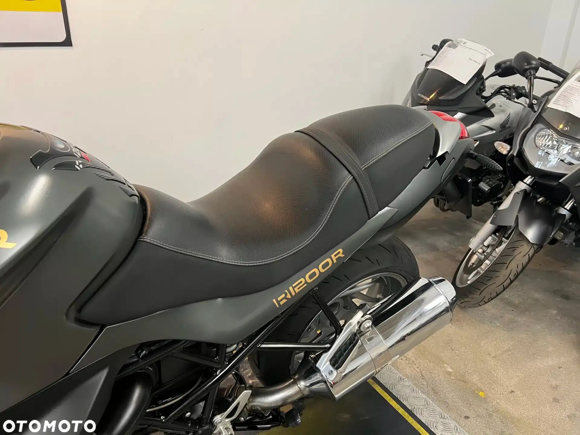 BMW R - 25