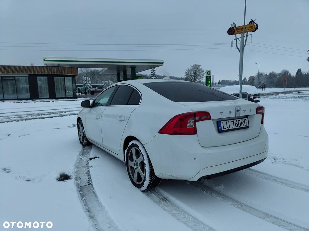 Volvo S60 D4 Summum - 5